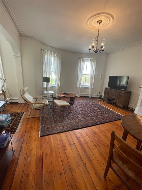 Foto del edificio - 811 E Broadway