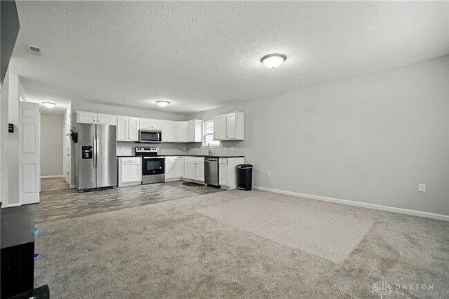 Building Photo - 720 Diamond Loop