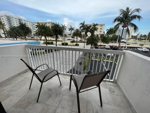 Foto del edificio - 1500 S Ocean Dr