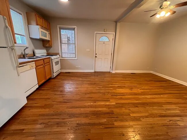 Foto del edificio - 1513 W Erie St