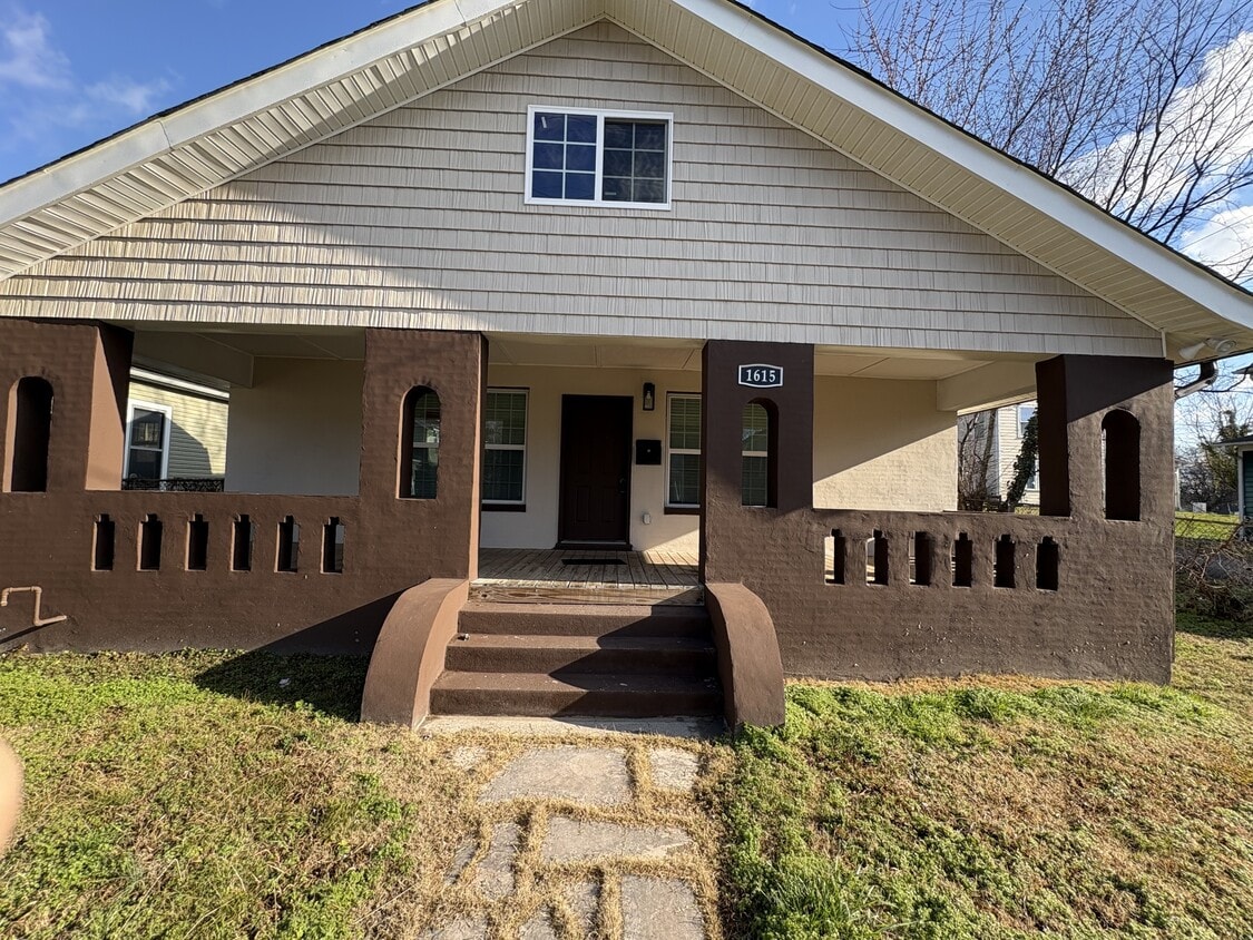 Photo - 1615 Dora St (Knoxville, TN)