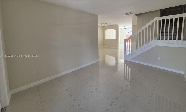 Foto del edificio - 7673 NW 116th Ave