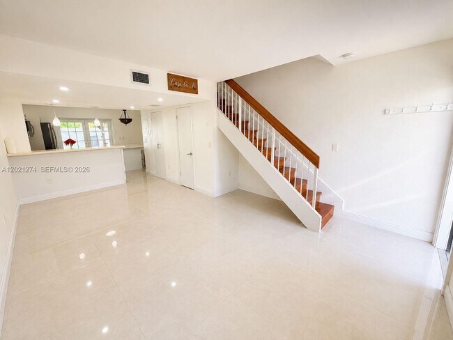 Foto del edificio - 8265 NW 6th Terrace