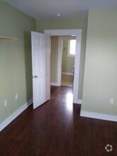 Building Photo - 520 Mulberry St