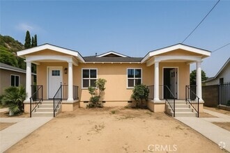 Building Photo - 340 S Ave 56