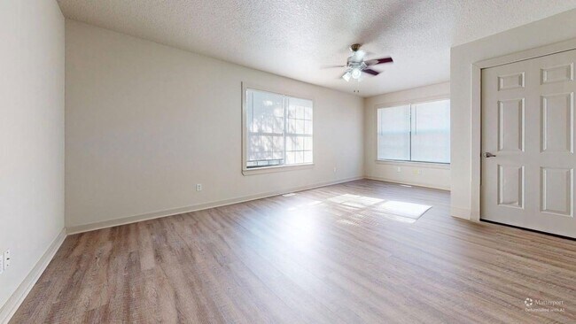 Foto del edificio - 821 Prospect St