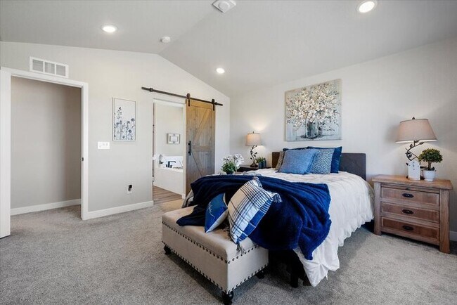 Building Photo - 13358 Savannah Falls Ct