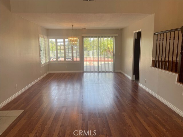 Foto del edificio - 5419 E Estate Ridge Rd