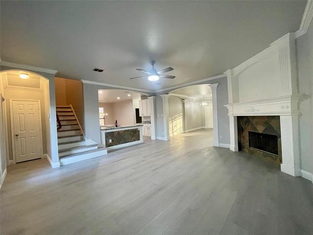 Building Photo - 813 Lake Forest Trl