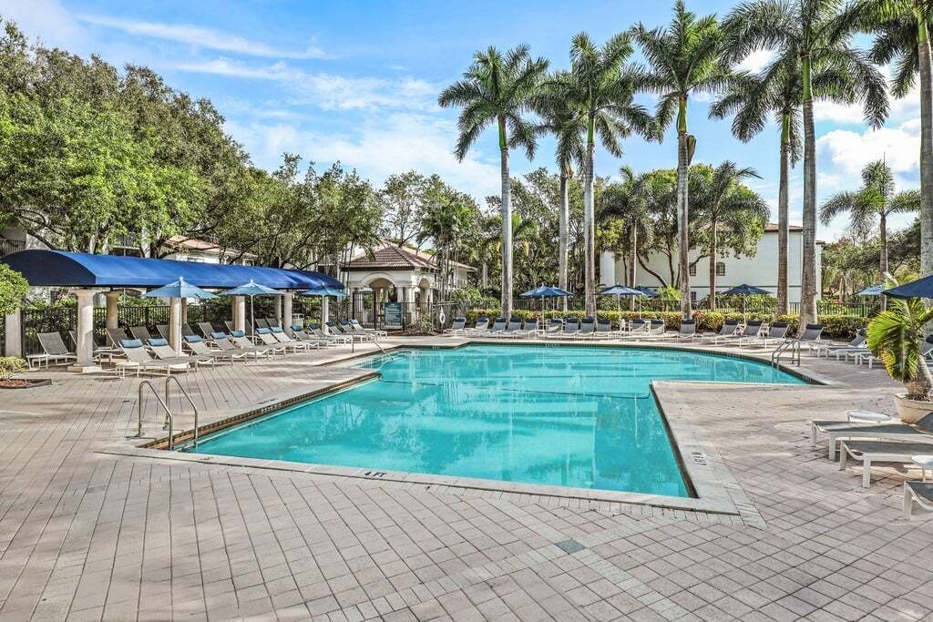 Foto principal - The Cove at Boynton Beach Apartments