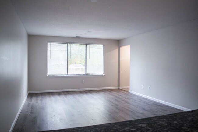 Building Photo - 2-Bed Westville Condo w/ In-unit Laundry & Off-street Parking