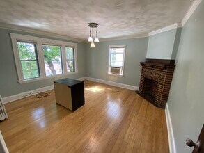 Building Photo - 5 Radnor Rd