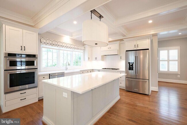 Foto del edificio - 2314 N Kenmore St