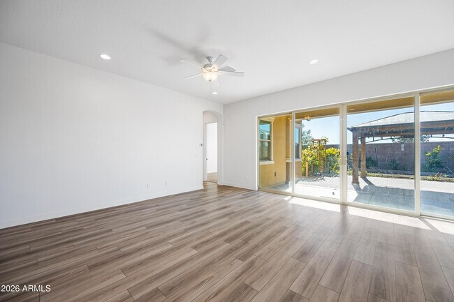 Foto del edificio - 20320 S 230th Pl