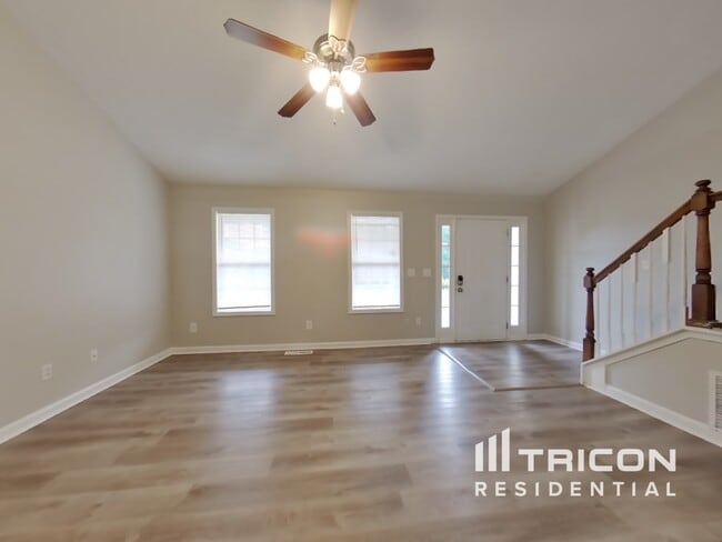 Building Photo - 168 Meadow Spring Ln