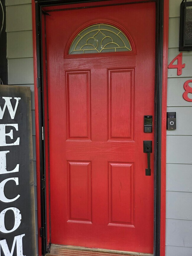 Foto del edificio - 4880 Barclay Square Dr