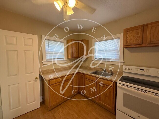 Foto del edificio - 1733 Loxley Rd