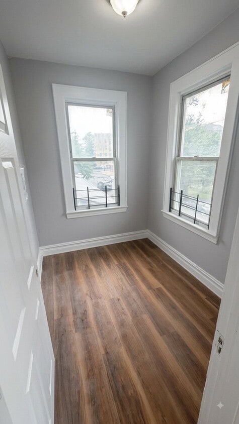 192 Isabella Ave #1 — photo 4 of 6