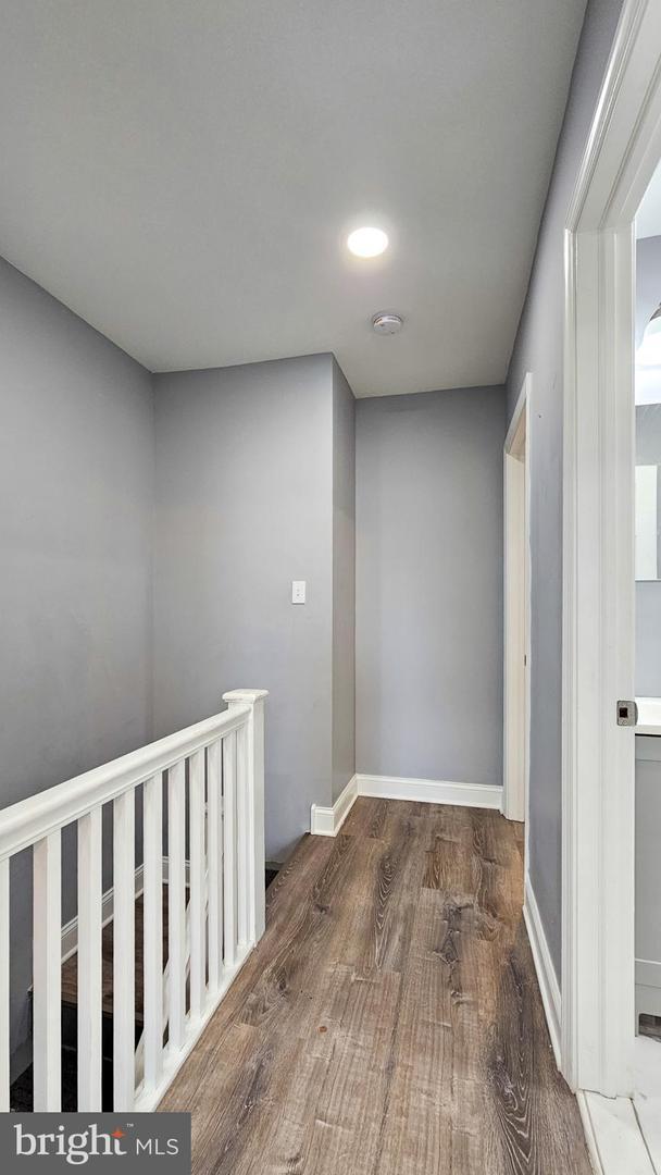 Foto del edificio - 2650 Holbrook St