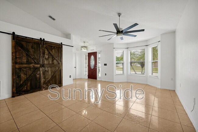 Building Photo - 2431 Marcasite Loop