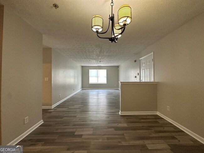 Building Photo - 13202 Fairington Ridge Cir