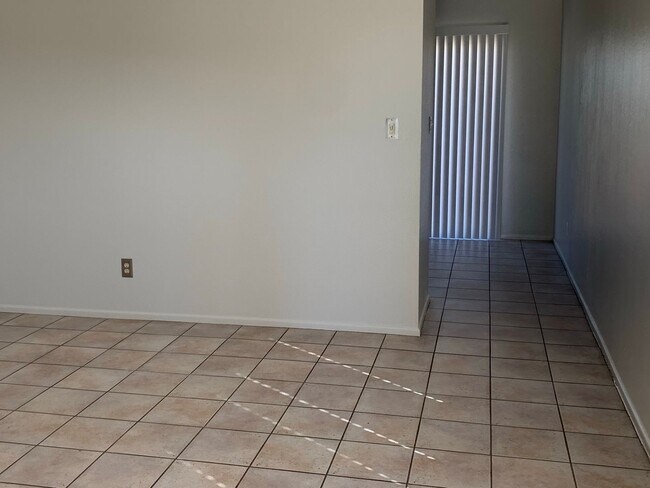 Foto del edificio - Wonderful 3 bedroom 2 bath home!