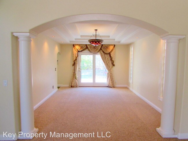 Building Photo - 5 br, 4.5 bath House - 2425 Tour Edition Dr