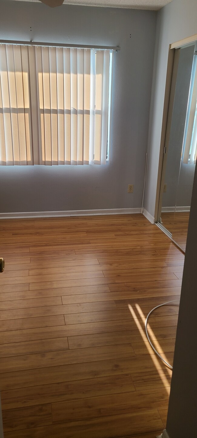 Bedroom2nd - 2800 Cove Cay Dr