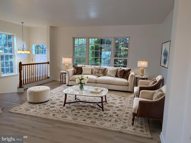 Foto del edificio - 17289 Vaughn Ln