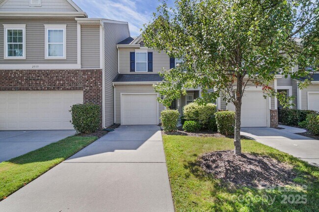 Foto del edificio - 2519 Early Flight Dr