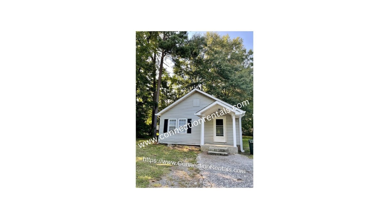 Primary Photo - 3 Bed 2 Bath Home