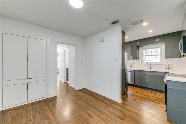 Building Photo - 5119 Maple Springs Blvd