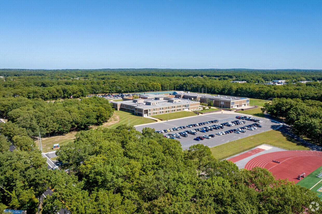 Coram city image