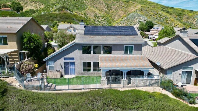 Foto del edificio - 19114 Olympic Crest Dr