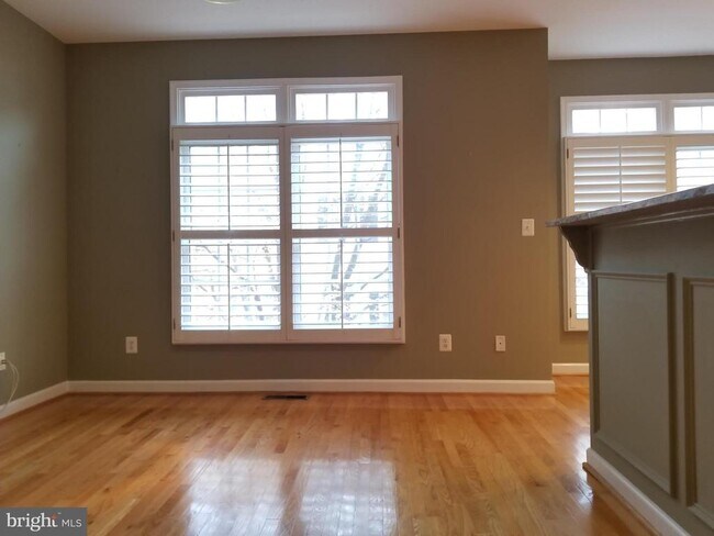 Building Photo - 1490 Northern Neck Dr