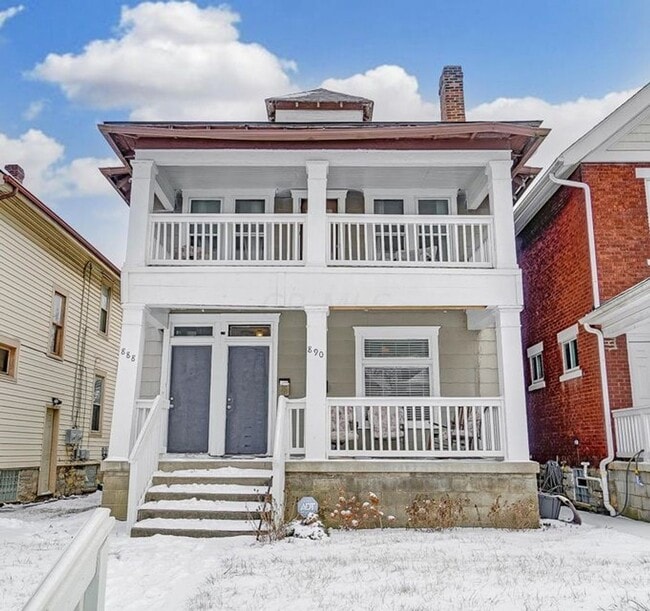 Building Photo - 888-890 Studer Ave