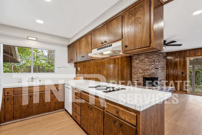 Foto del edificio - Timeless Home in Beautiful Walnut Grove Es...