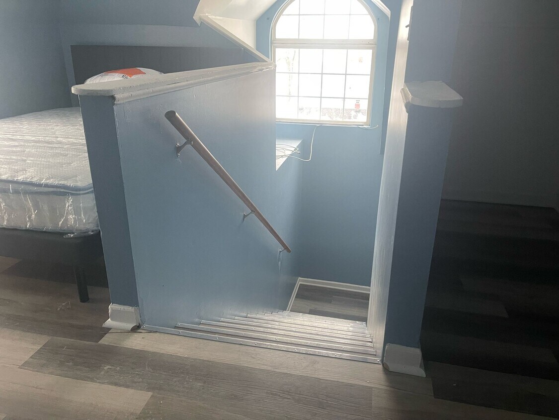 Foto del edificio - 8 Robinwood St