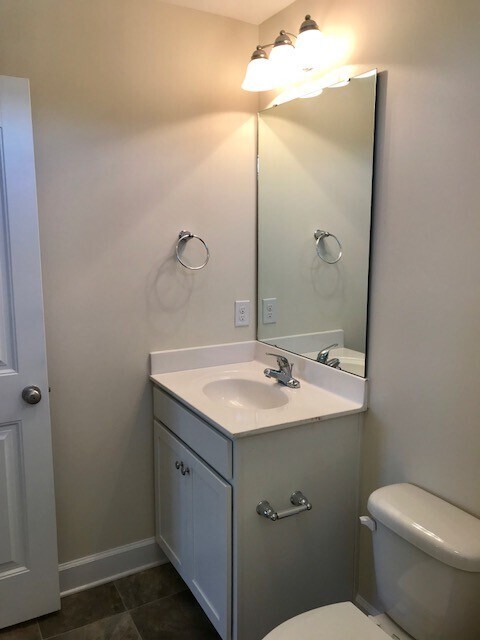 Building Photo - POND FRONT 4 Bedroom home in Jackson Estates - St. James Schools w/ 2 car garage!