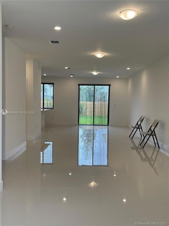 Foto del edificio - 14512 SW 24th Ter