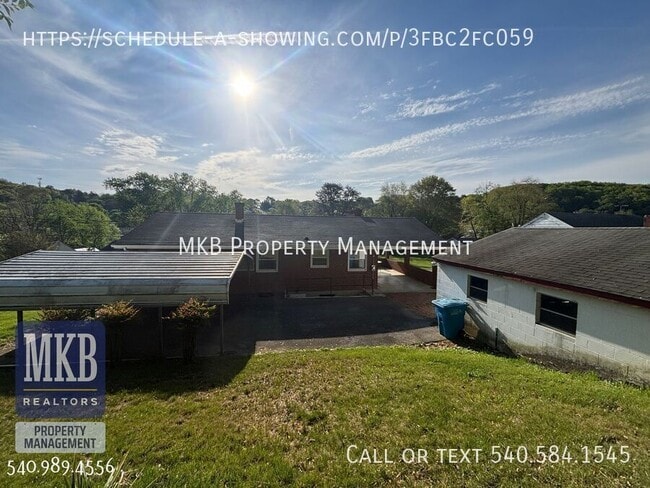 Building Photo - 3435 Troxell Rd SE