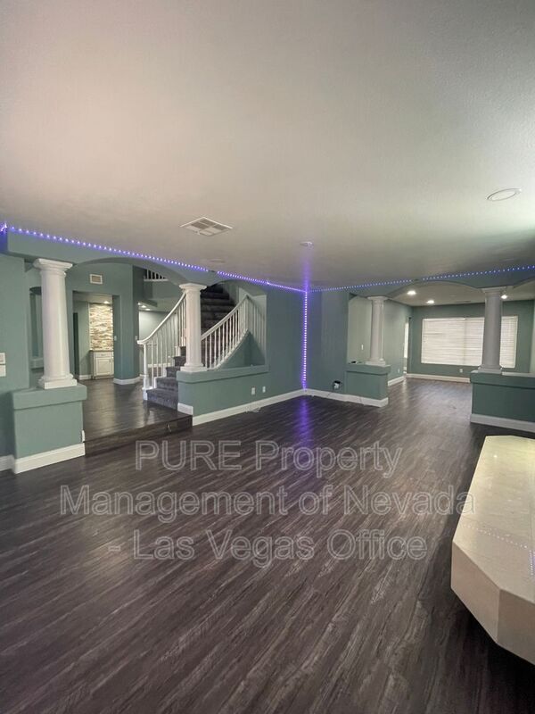 Foto del edificio - 3912 Diamond Ridge St