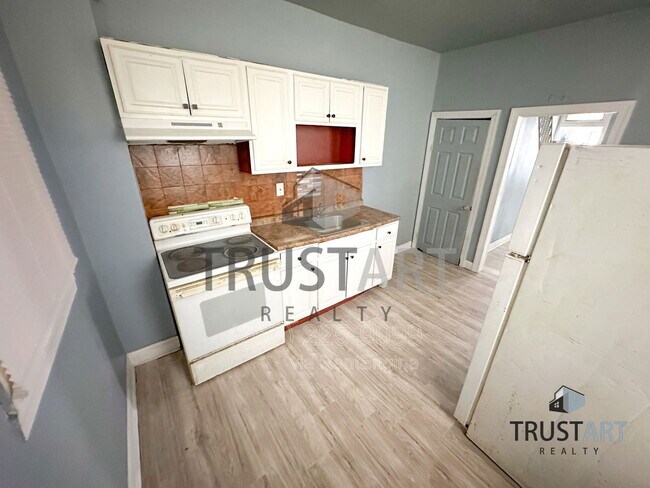 Foto del edificio - 3115 Custer St