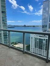 Building Photo - 480 NE 30th St