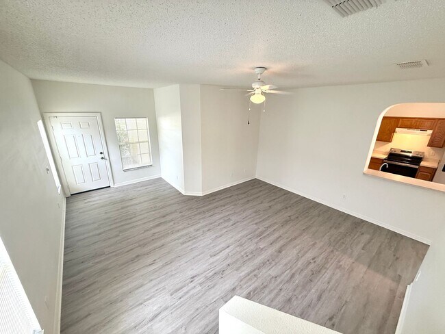 Foto del edificio - Nice 4/2 Two-Story Home in Seminole County...