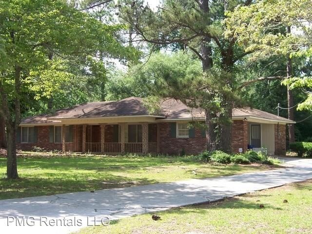 Primary Photo - 215 N Edgewood Dr