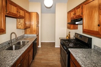 Building Photo - 11614 Gullwood Dr