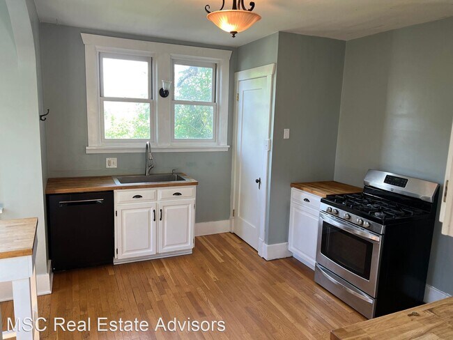 Foto del edificio - 3 br, 1 bath House - 2751 S Grant St