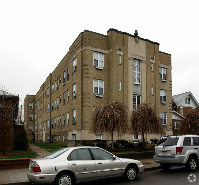 Building Photo - Cavalier