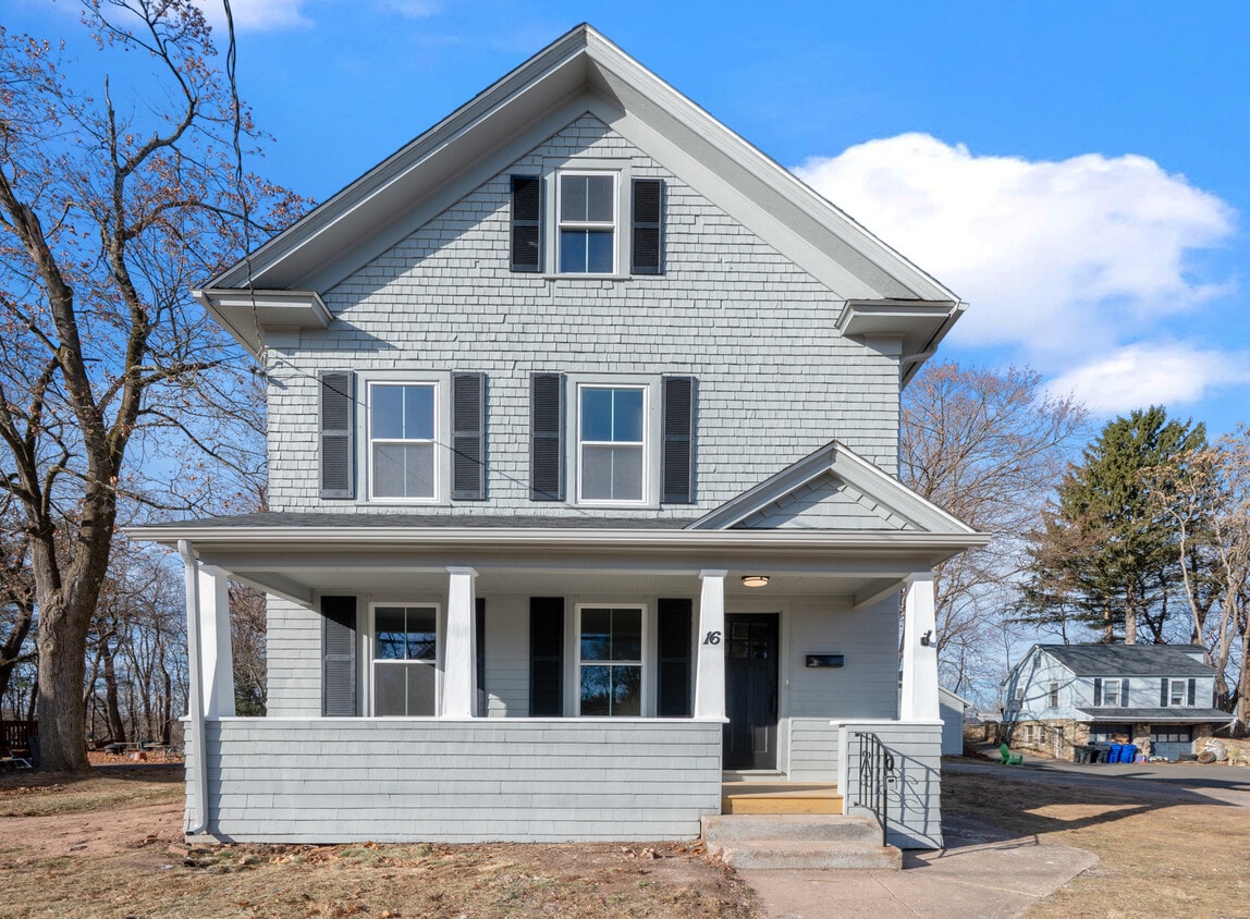Front of house - 16 West Rd